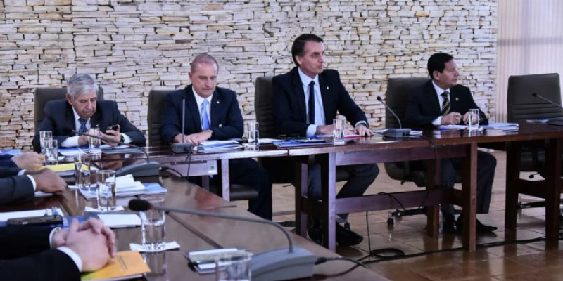 Bolsonaro: mudaremos a direção que governos anteriores deram ao Brasil
