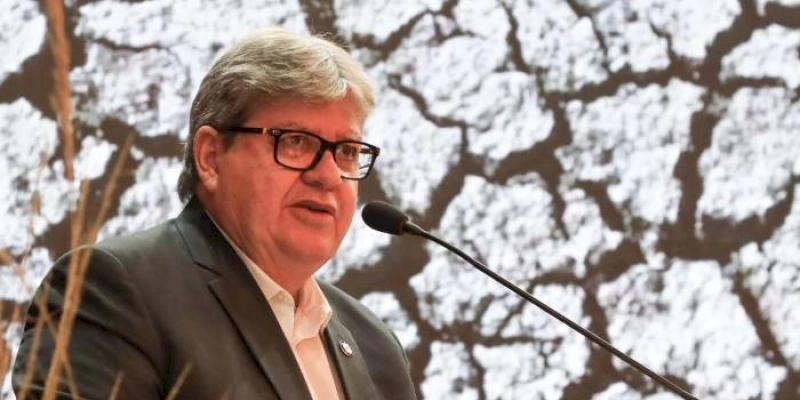 João Azevêdo destaca ações para o desenvolvimento econômico e sustentável do semiárido em seminário do TCE