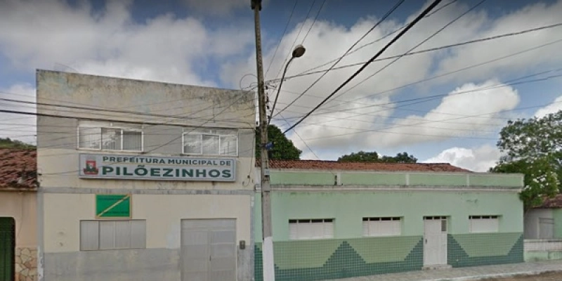 Ministério Público denuncia ex-prefeito e parentes por desvio de verba pública
