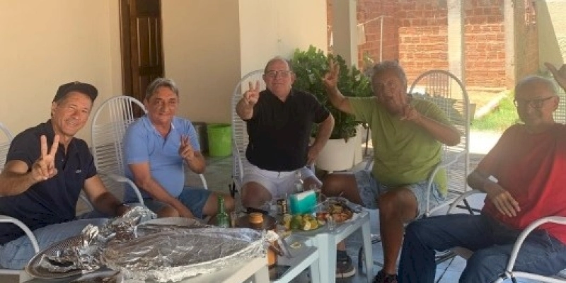 Hugo Motta faz convite a Gilbertão para comandar o Republicanos em Sousa com suporte de candidato a Prefeito em 2024