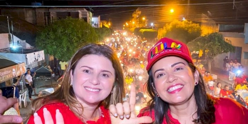Pollyanna leva multidão às ruas de Pombal em arrastão em prol de Lula e João Azevêdo