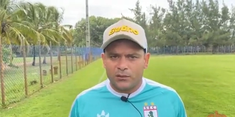 Técnico do Sousa revela que Time chegou em Aracaju pronto para enfrentar o Confiança pela Copa Nordeste; Vídeo