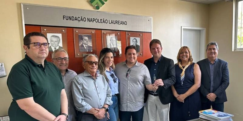Câmara Municipal de Sousa doa Caminhonete S10 à Fundação Napoleão Laureano