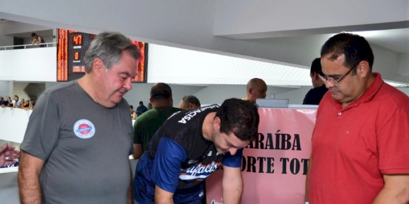 Entidades esportivas de Campina Grande assinam contratos do Paraíba Esporte Total