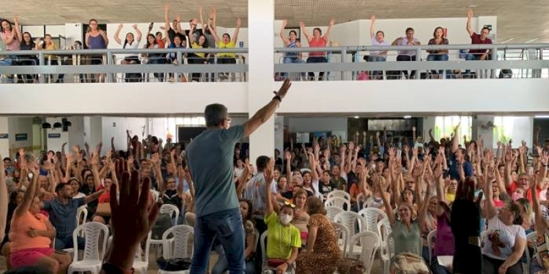 Magistério rejeita proposta de reajuste da prefeitura e deflagra greve no município de Campina Grande