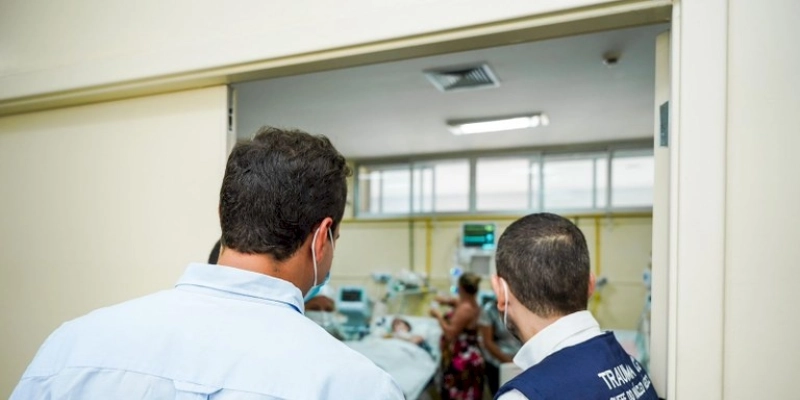 Vice-governador visita Hospital de Trauma em Campina Grande e acompanha ampliação de leitos pediátricos para casos de síndrome gripal infantil