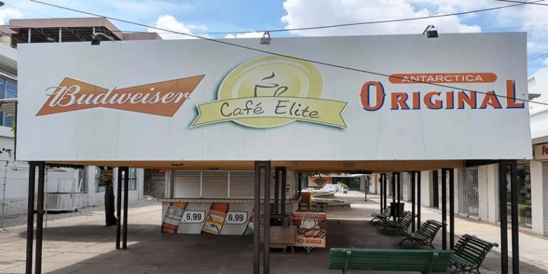Café Elite deseja um Feliz Natal e um Venturoso ano novo aos seus frequentadores em Sousa 