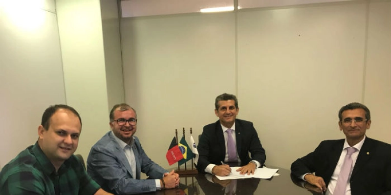 Paulo Maia cumpre agenda no Sertão e inspecionará obras da reforma da Subseção de Patos