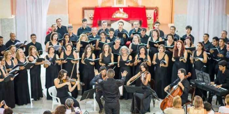 Projeto Cambada tem apresentação do grupo Coro em Canto, em Campina Grande 
