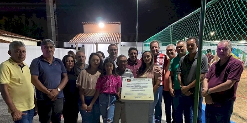 Radamés destaca inauguração de Arena Esportiva construída através de seu requerimento