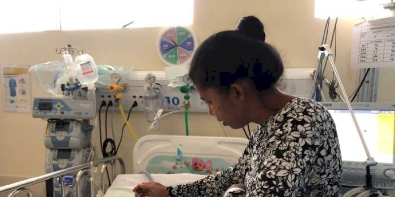 Metropolitano inicia testes com aparelho hospitalar que permite terapia nasal de Alto Fluxo