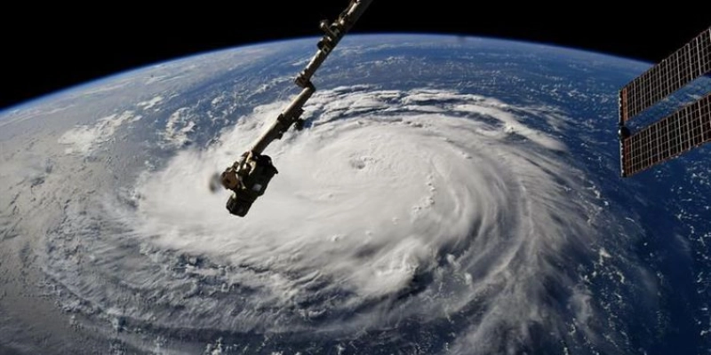 Furacão Florence: cinco estados americanos decretam emergência