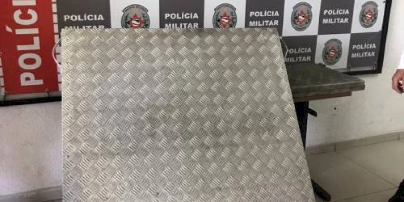 Suspeitos de furtar rampa de acessibilidade de clínica veterinária são presos