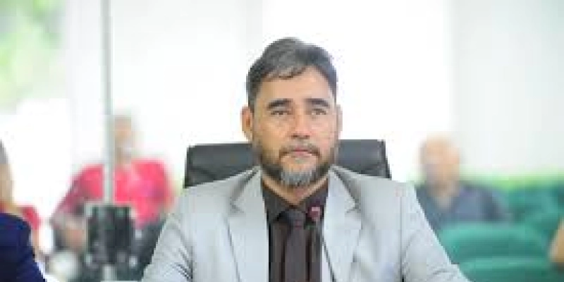 Vice-prefeito de Bayeux diz que está ameaçado de morte depois de revelou traição da Esposa 
