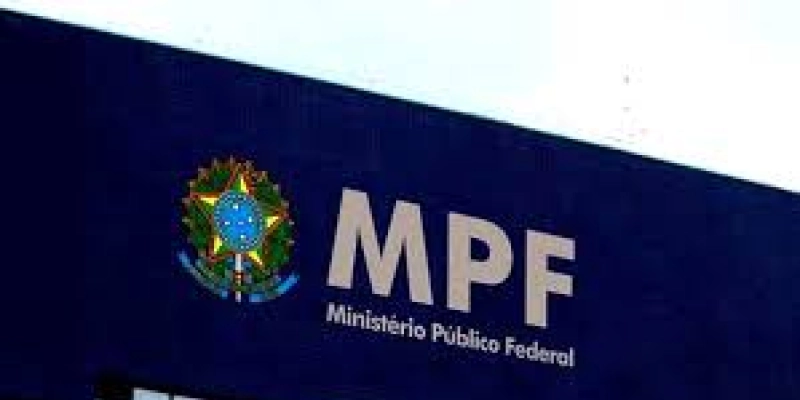 MPF propõe reparação de danos para estudantes que lançaram pedras na direção do prédio da Seção Judiciária da Paraíba