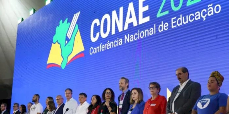 Conferência no DF vai orientar plano de educação, diz ministro