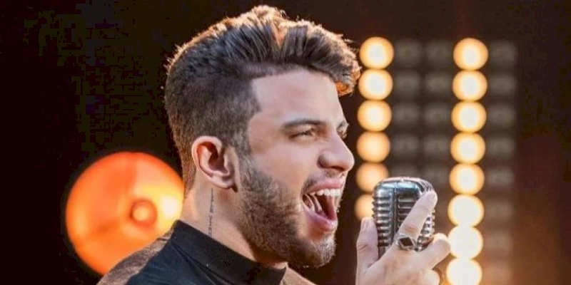 Cantor Ávine Vinny é preso após ameaçar a ex-mulher