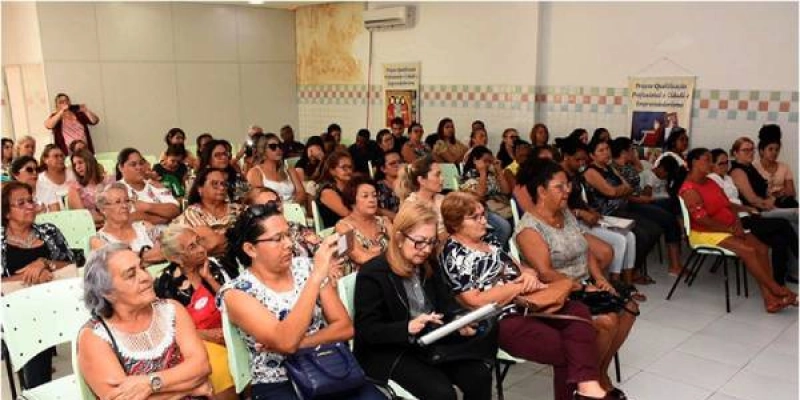 Cendac entrega certificados de cursos profissionalizantes em Campina Grande