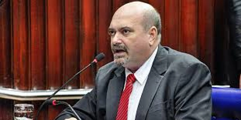 Deputado Jeová Campos propõe ao DER que faça uma limitação de uso de tráfego na estrada que liga Cajazeiras a São João do Rio do Peixe
