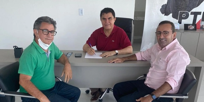 Radamés Estrela se reúne com Wilson Santiago e solicita bases do SAMU para São Gonçalo e Distrito de Lagoa dos Estrelas