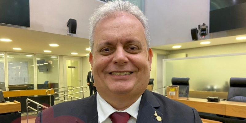 Deputado Bosco manifesta apoio aos professores estaduais e defende pleitos da categoria