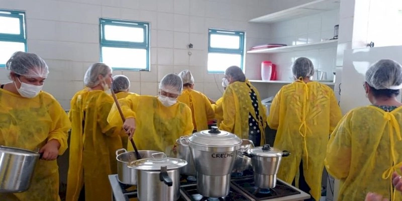 Empaer promove cursos sobre boas práticas de preparo de alimentos para merendeiras