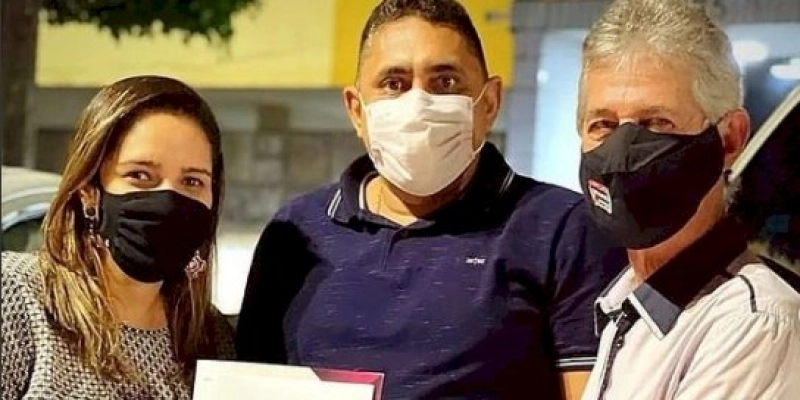 João Neto assina emenda parlamentar de R$ 200 mil, destinado para a construção do Centro de Especialização de Atendimento Médico, do anexo da Unidade de Saúde Auta Alves Ferreira