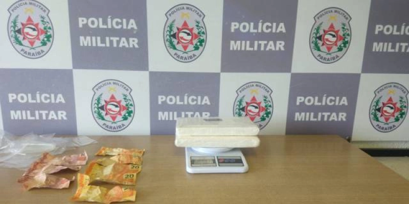 Polícia prende suspeito de tráfico de drogas