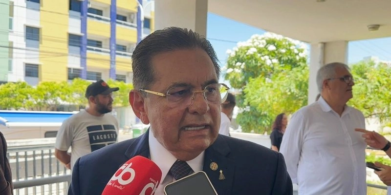 Adriano Galdino destaca avanços e agradece participação popular nas sessões itinerantes em Sousa e Cajazeiras