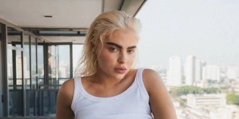 Luísa Sonza chora ao cantar nova versão de ‘Chico’ após término de namoro durante show no RS