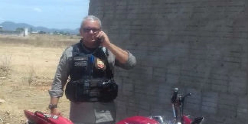 Motocicleta roubada é recuperada pela Polícia Militar em Sousa 