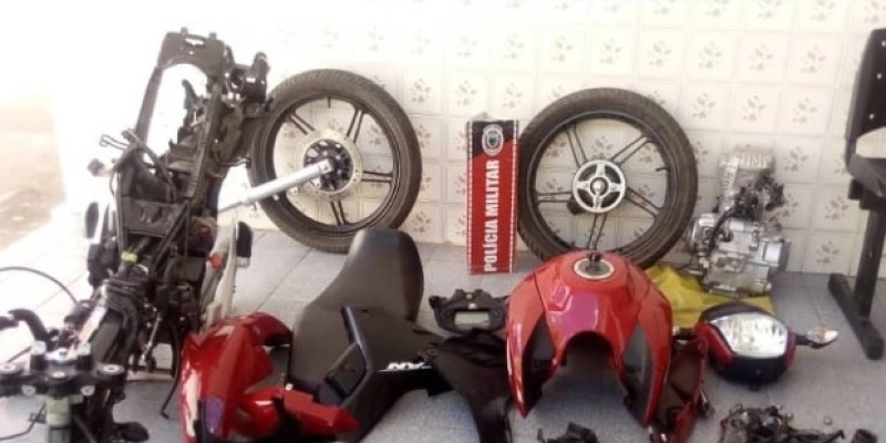 Em Pombal, Policia encontra Moto desmontada, após receber denúncia de roubo