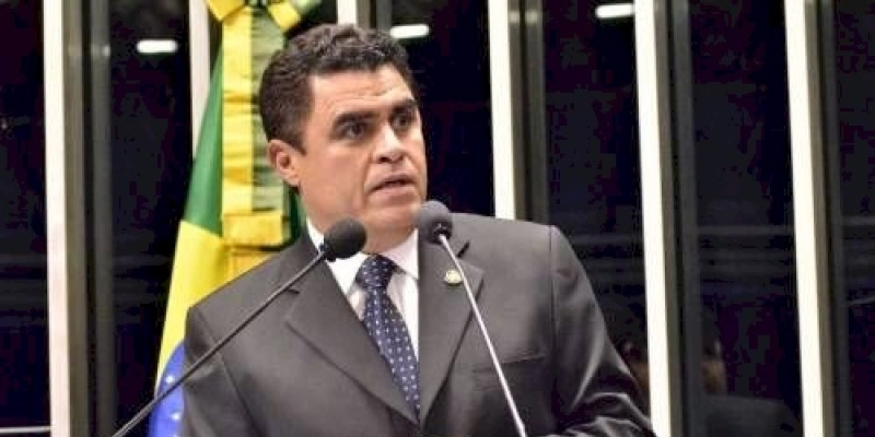 Wilson Santiago homenageia prefeitos e destaca papel dos gestores: “São eles que estão na linha de frente das ações”