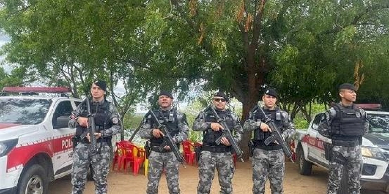 Policiais Militares realizam Operação República em toda a área do 14º BPM