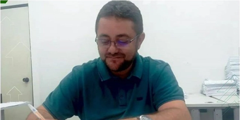 Convênio no valor de R$ 430 mil com o estado e contrapartida de mais de R$ 50 mil do município de Santa Cruz, para construção de quadra poliesportiva em Escola no Distrito de São Pedro