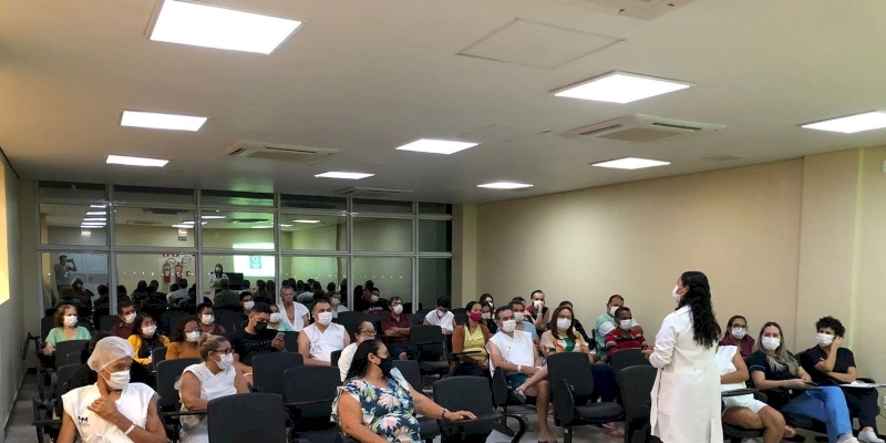 Projeto Cinepipoca é retomado no Hospital Metropolitano com exibição do curta "A cura tem Cara" 