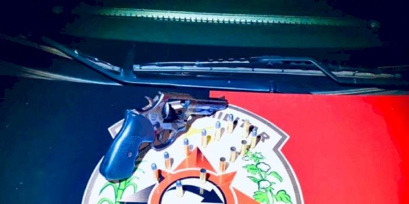 Polícia encerra confronto entre gangues e prende suspeito em flagrante