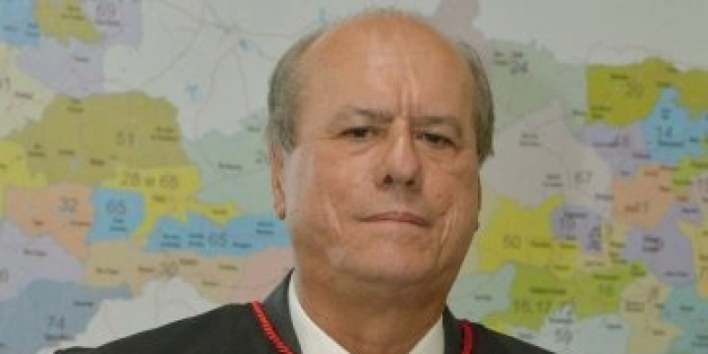 Desembargador Ricardo Porto mantém decisão sobre transporte para universitários em Guarabira