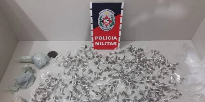 Operação Previna-Se: PM prende dupla e apreende adolescente por roubo e porte ilegal de arma de fogo e drogas