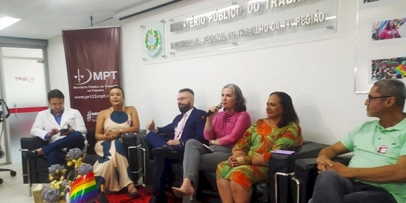 Pessoas trans e não binárias podem retificar registro de nascimento sem autorização judicial