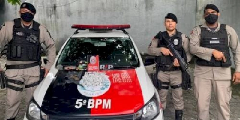Polícia Militar apreende drogas escondidas em barraco