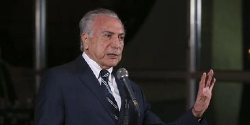Transição será formatada para que não haja descontinuidade, diz Temer