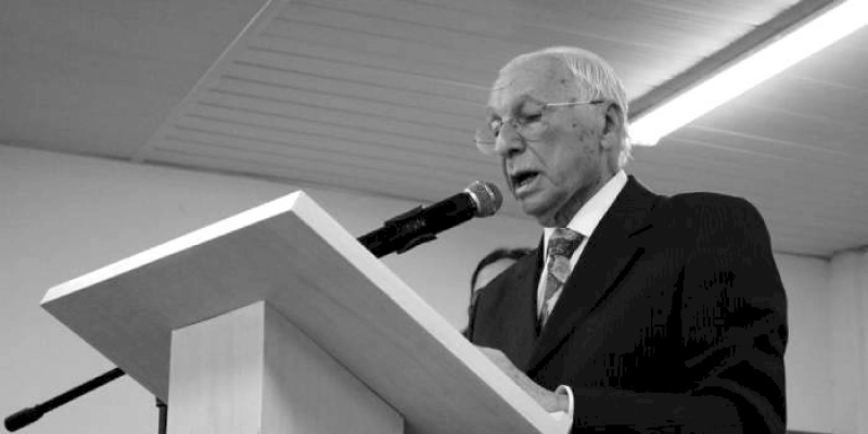 Cícero Lucena lamenta a morte do ex-prefeito Oswaldo Trigueiro do Valle