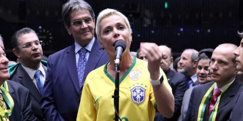 EITA - Cristiane Brasil é investigada pelo MPF por associação ao tráfico; Veja