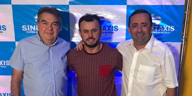 Radamés Estrela participa de festa de confraternização dos taxistas de Sousa e destaca a importância da categoria