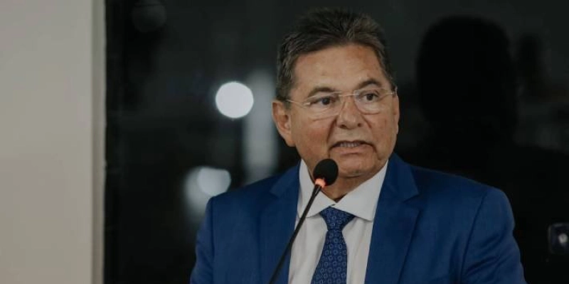 "Coragem e vontade": Adriano Galdino oficializa intenção de disputar o Governo da Paraíba em 2026