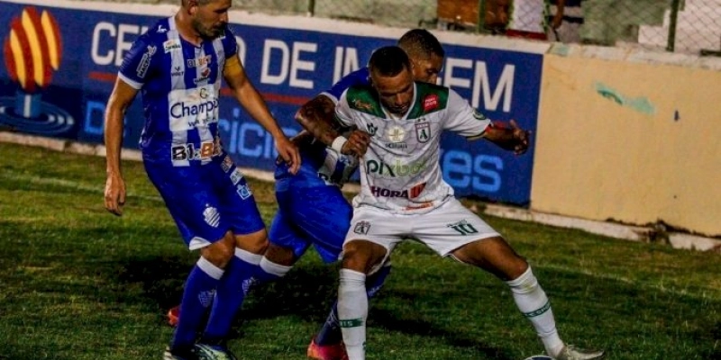 Com contrato, Esquerdinha segue no Sousa e mira acesso na Série D
