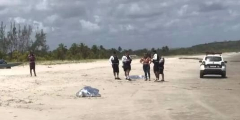 Casal do interior da Paraíba morre afogado após tentar salvar filho em praia de Lucena