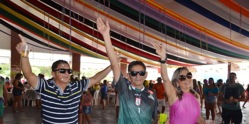 Campestre Explode com muito frevo na Segunda de Carnaval; Presidente lembra o resgate dos matines; Fotos e Vídeo 