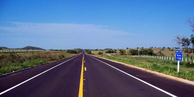 CNT aponta os dez piores trechos de rodovias no País